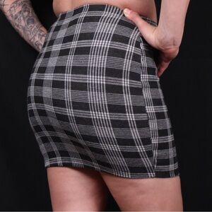 Chic Black and Gray Plaid Mini Skirt
